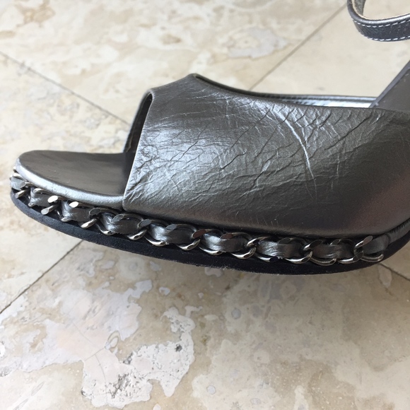Chanel Formal Silver Grey Chain Heels - Picture 2 of 5